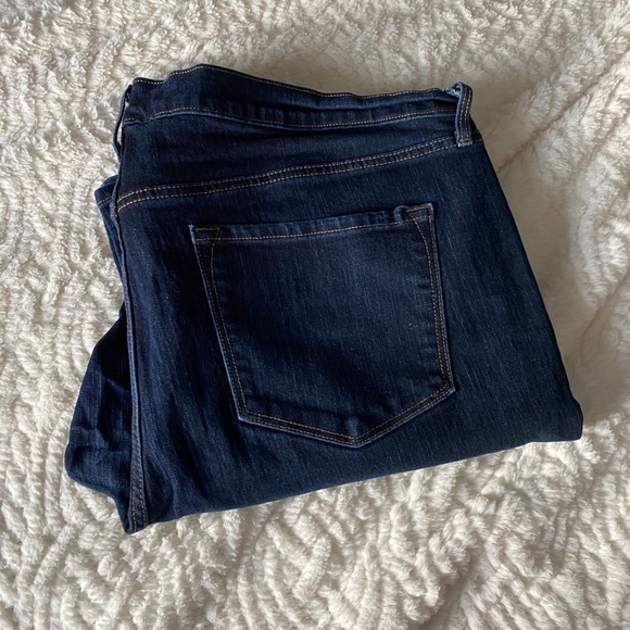 EUC Dark Wash Boot Cut Jeans / Size: 18 Short - Picture 4 of 4